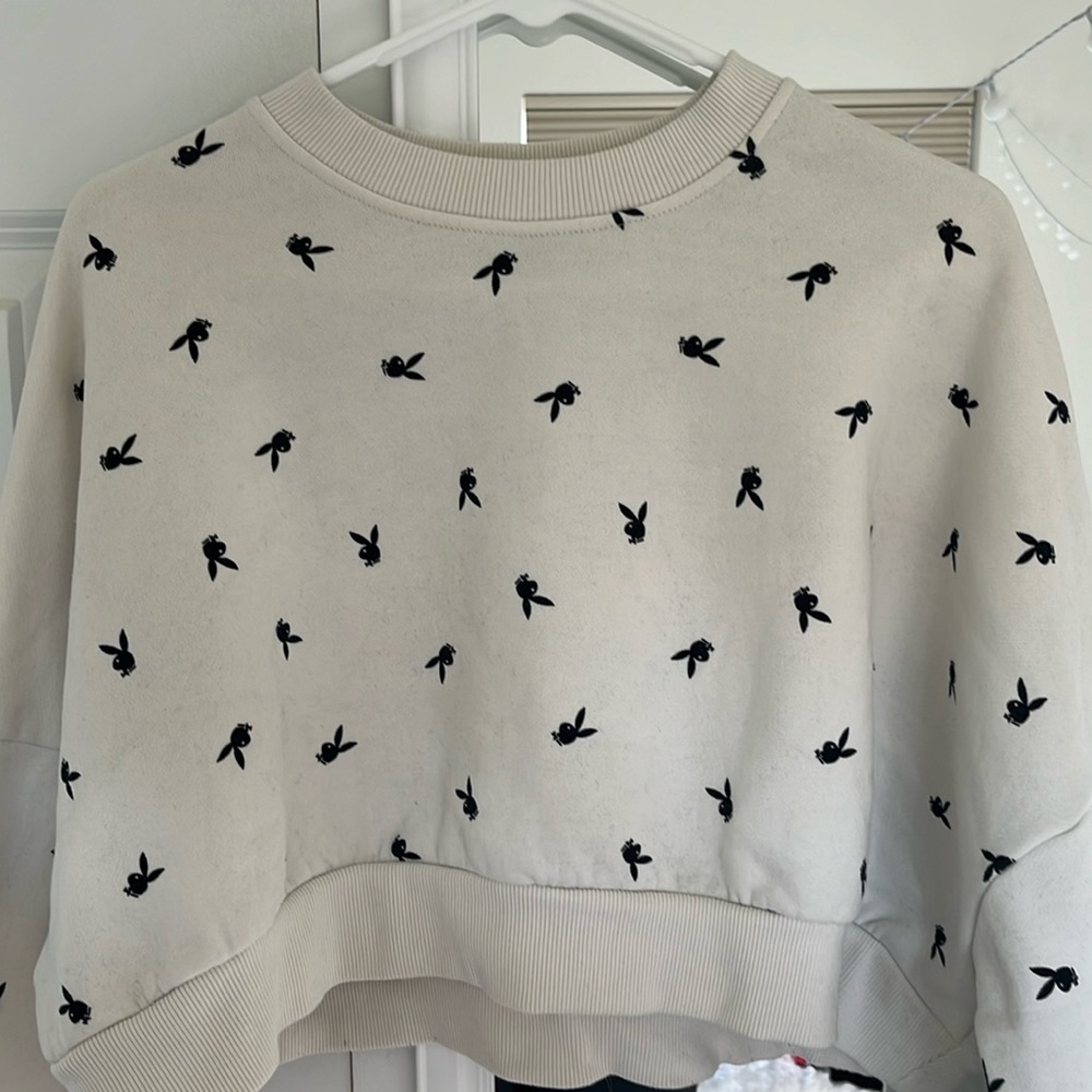 Playboy by PacSun Allover Bunny Classic Crew Neck Sweater size small
